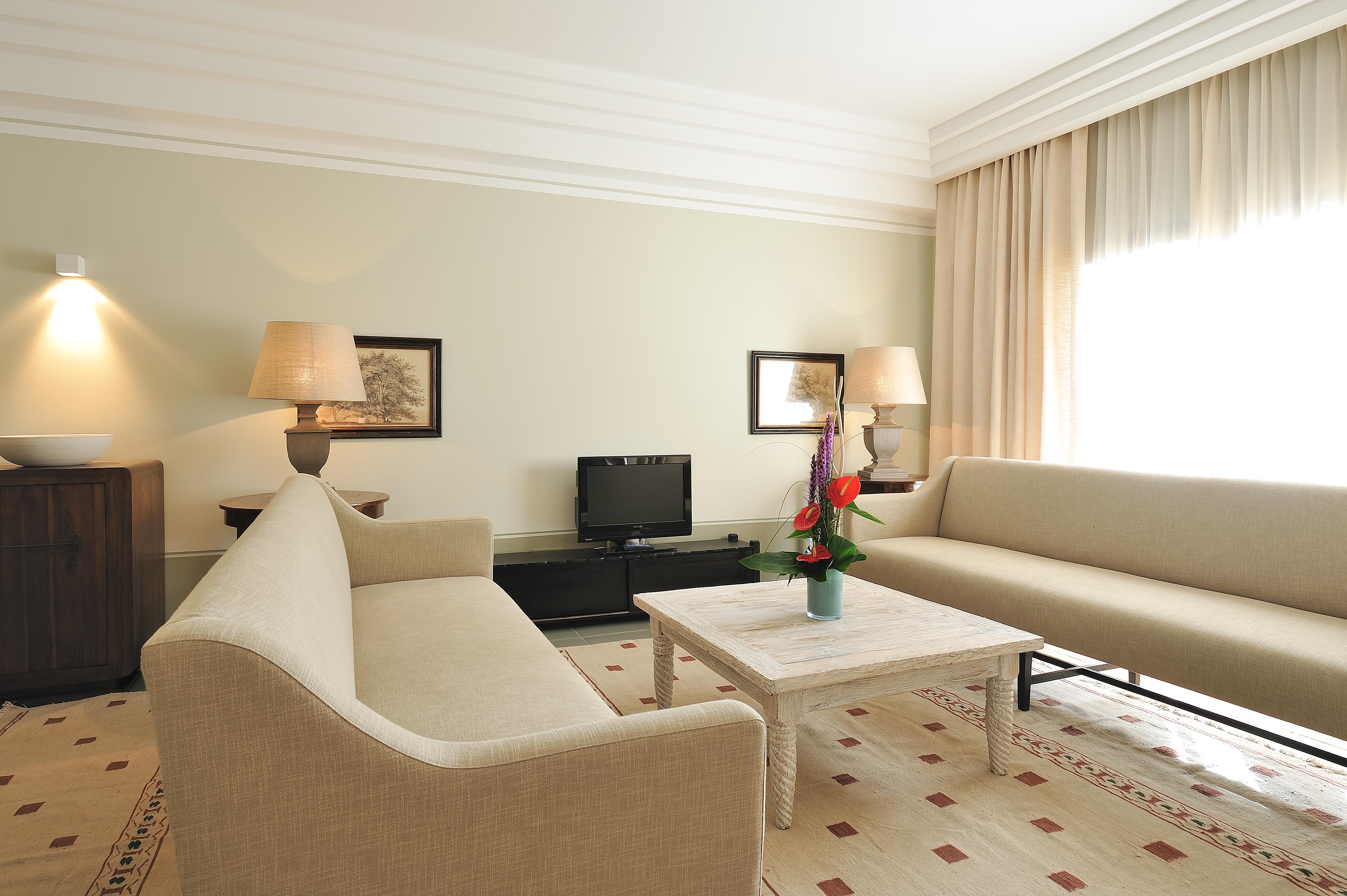 Vincci Seleccion Estrella Del Mar Hotel Marbella Luaran gambar A living room