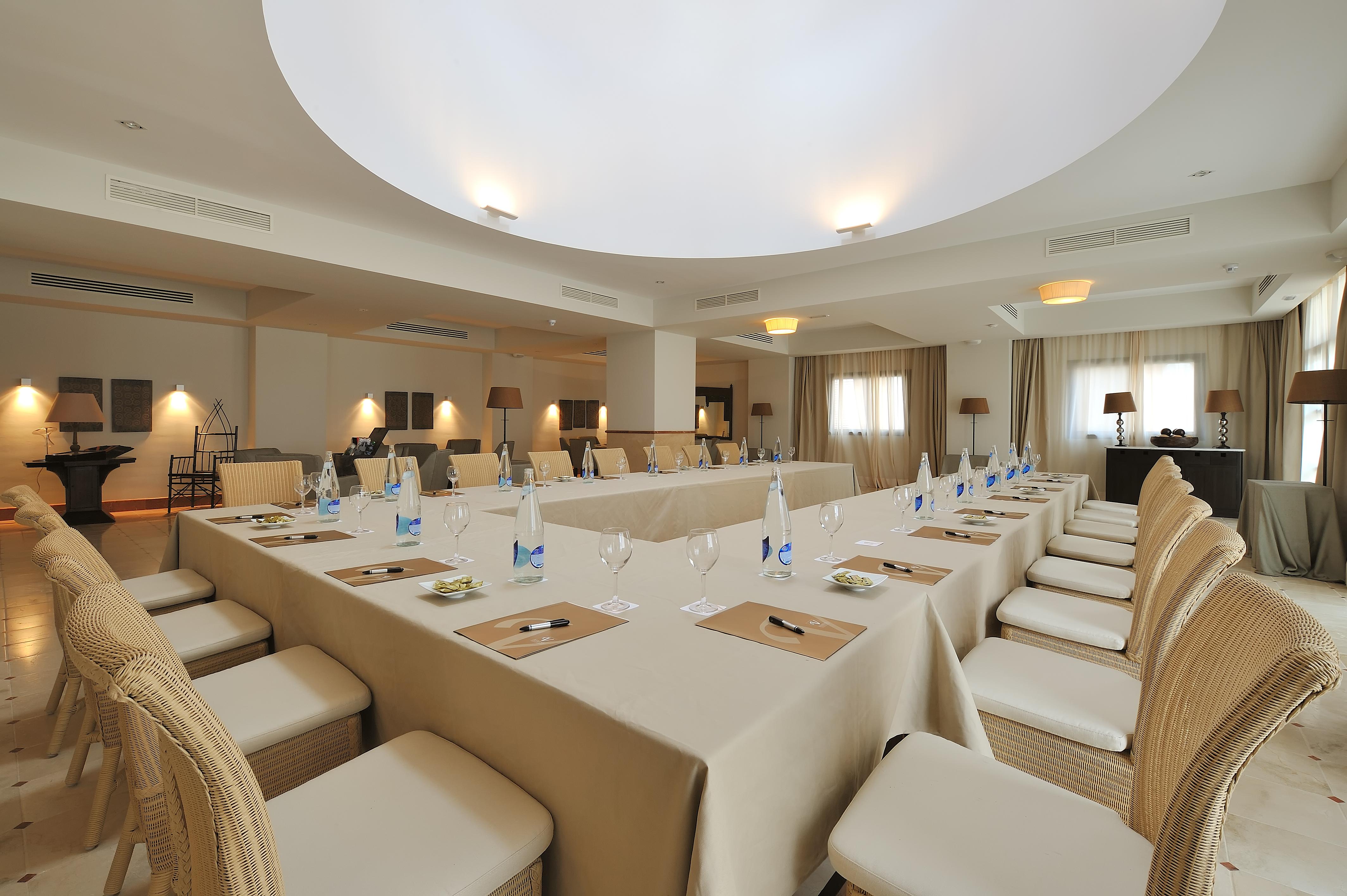 Vincci Seleccion Estrella Del Mar Hotel Marbella Luaran gambar Meeting room