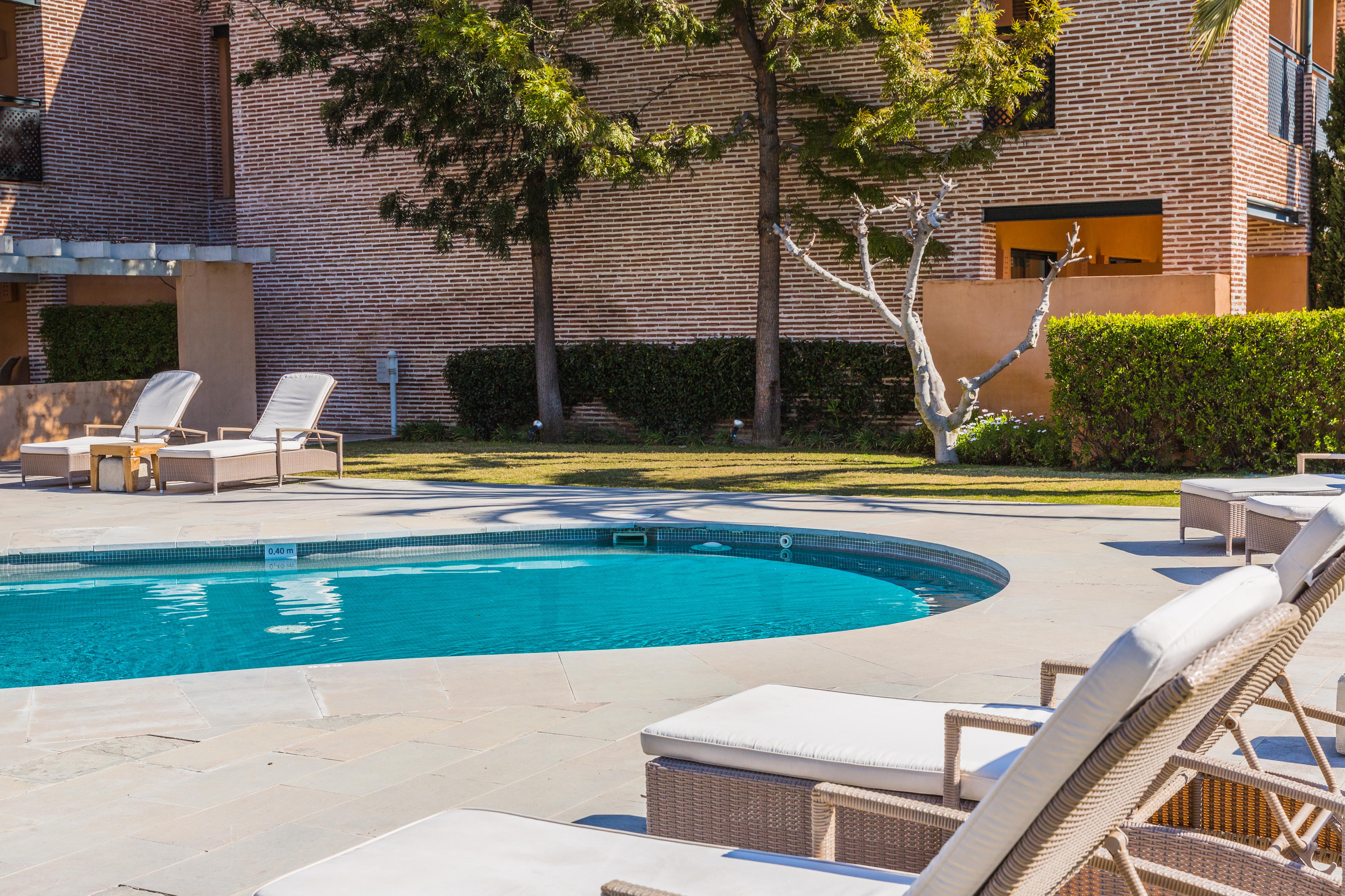 Vincci Seleccion Estrella Del Mar Hotel Marbella Luaran gambar The pool at the Hotel Valley Ho