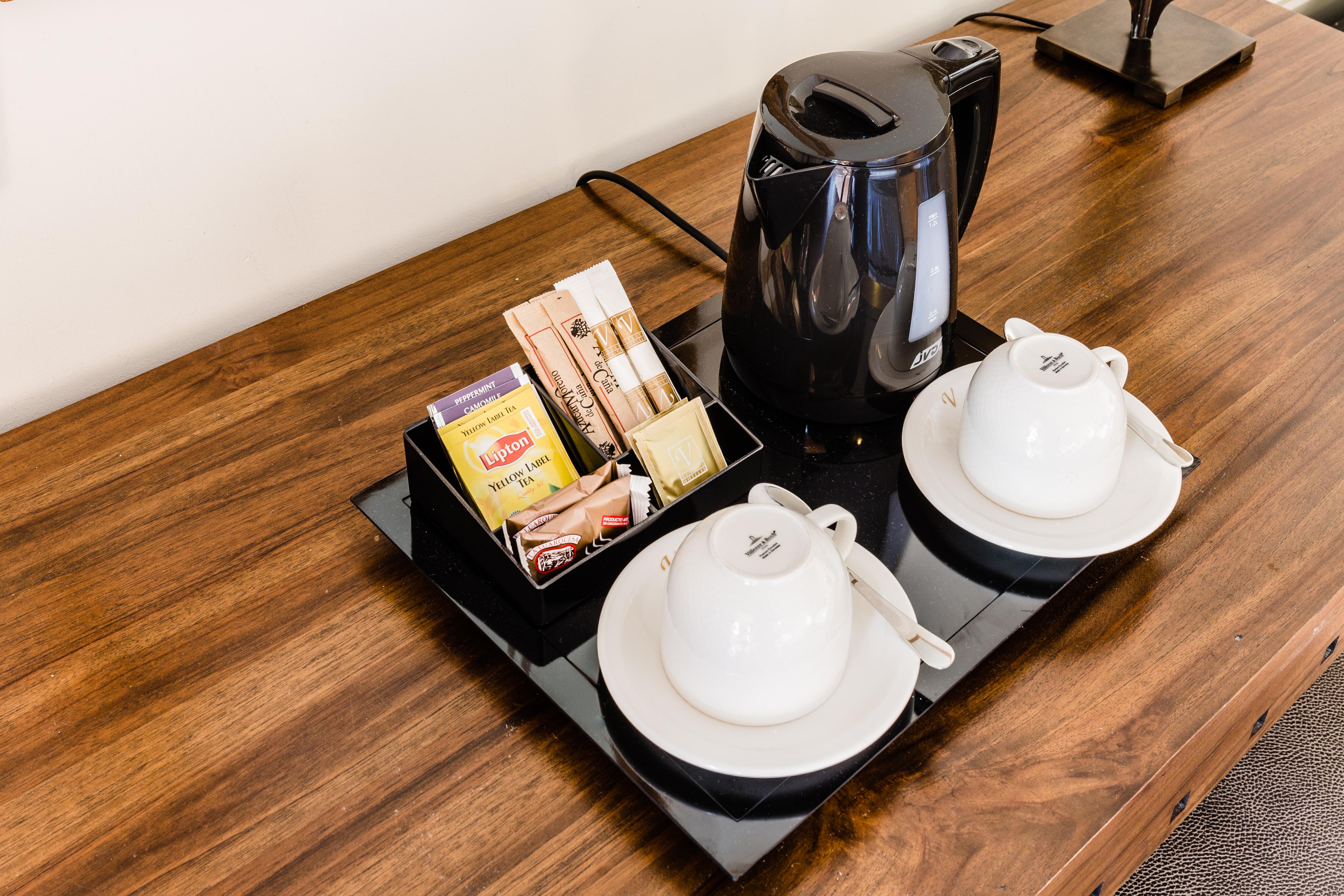 Vincci Seleccion Estrella Del Mar Hotel Marbella Luaran gambar A tea tray