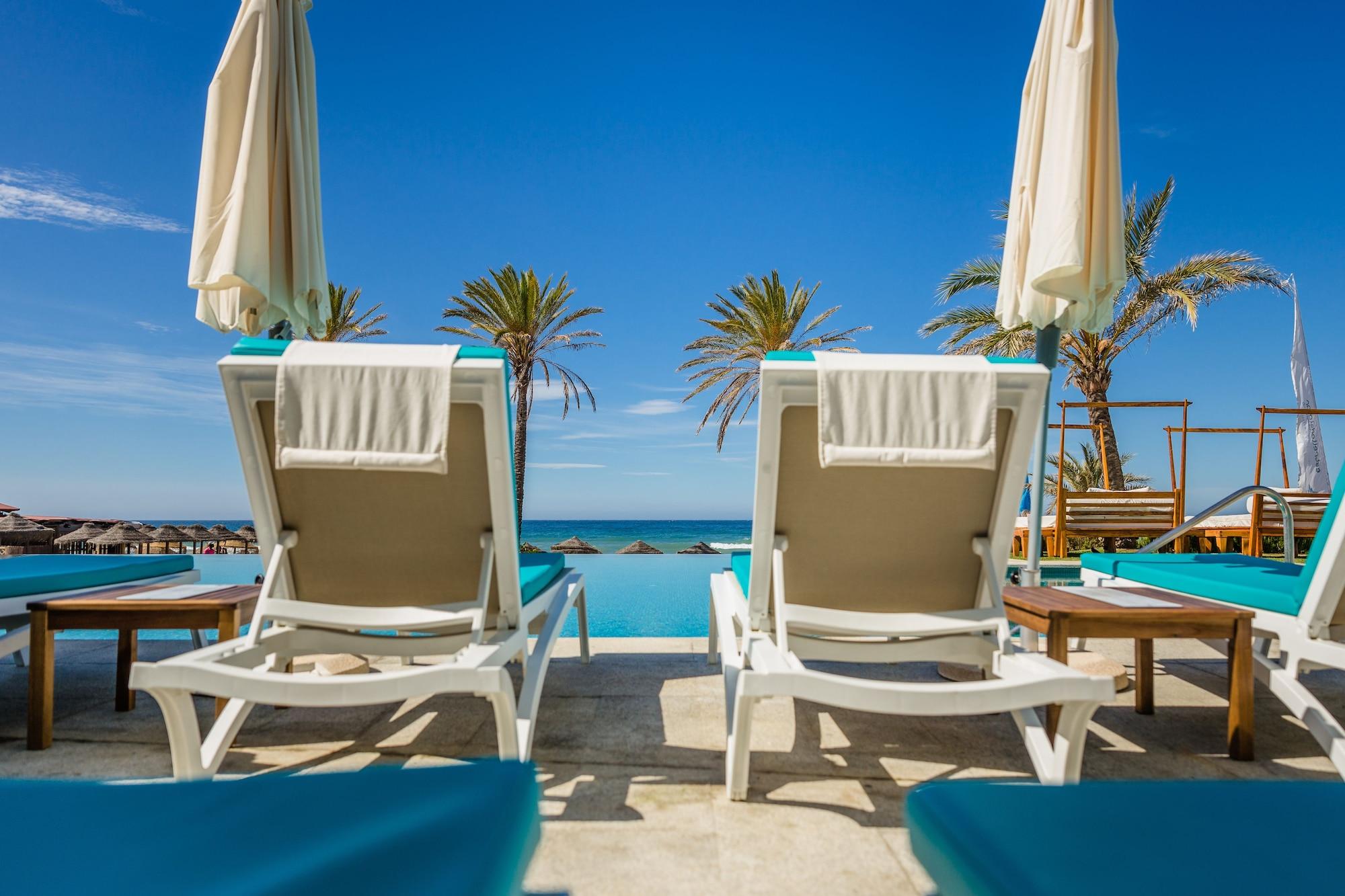 Vincci Seleccion Estrella Del Mar Hotel Marbella Luaran gambar A view of the sea from the hotel